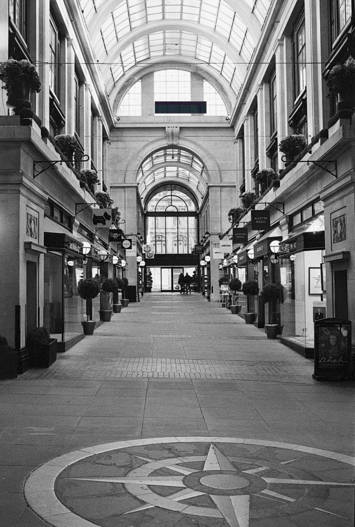 Pentax MX: Pentax 40mm Pancake: SMC: Ilford HP5s